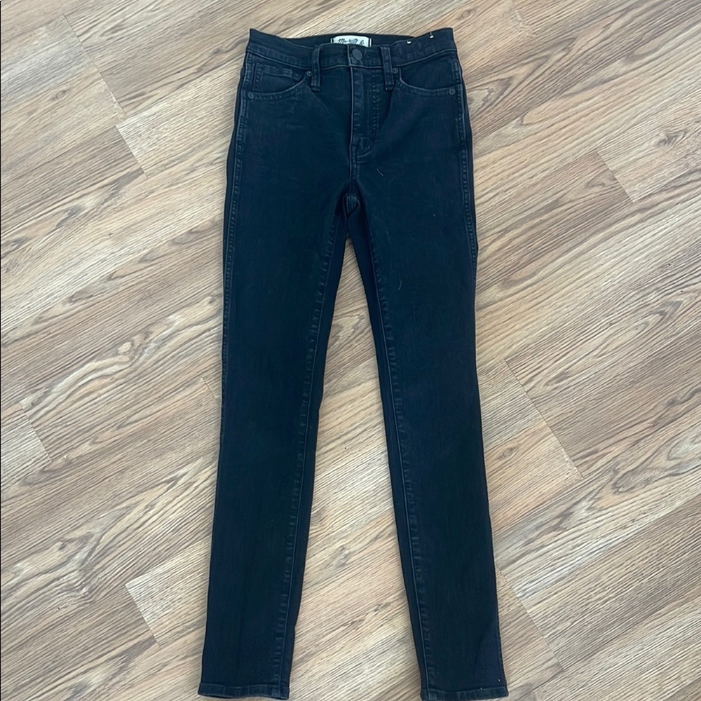 Madewell Black Skinny Jeans Versatile Style